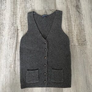 Brandy Melville Elizabeth Wool button vest